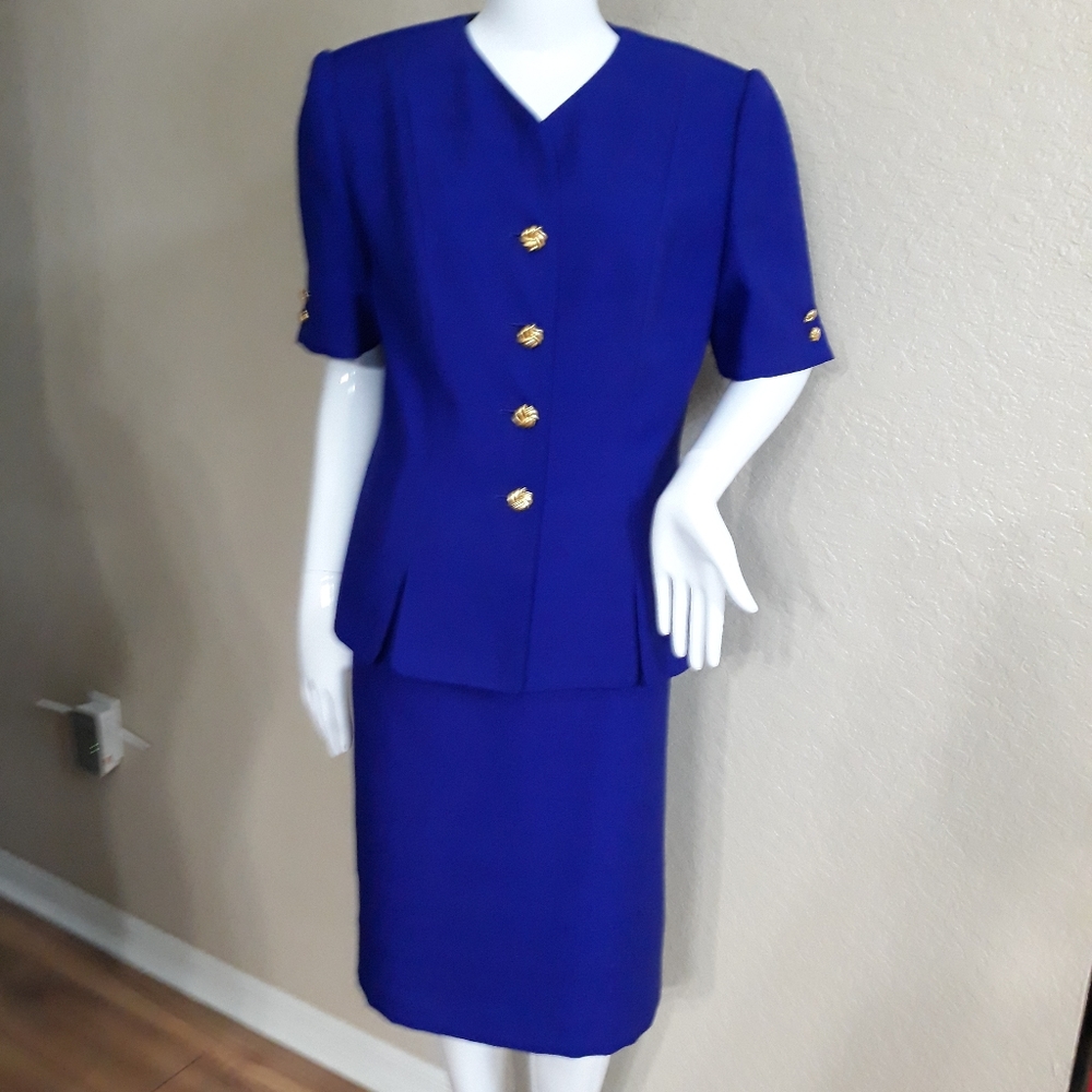 Atrium Collection skirt set